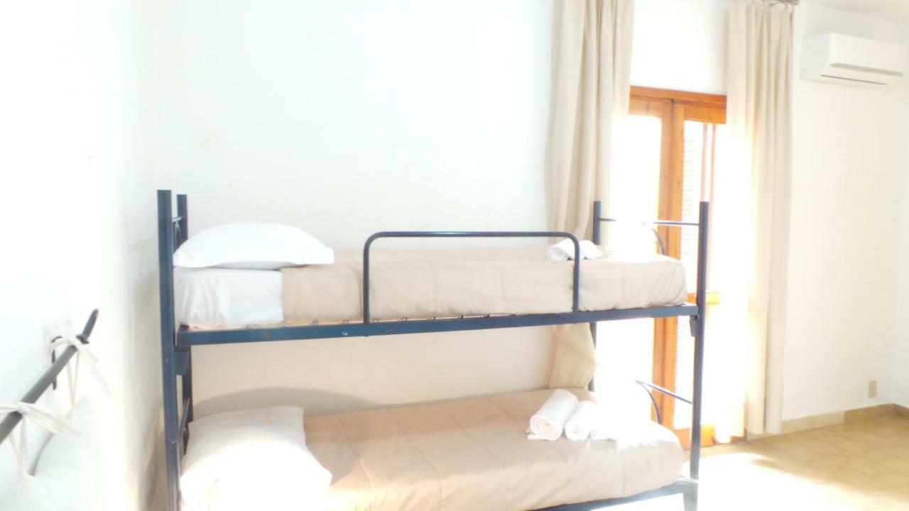 Green Terrace Apartment La Maddalena  Eksteriør billede